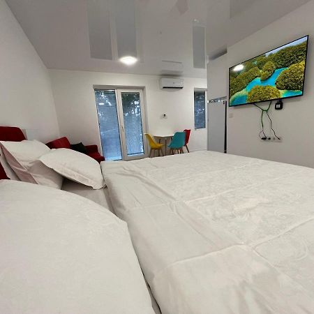 Pekini Street Apartment Tbilisi Ngoại thất bức ảnh
