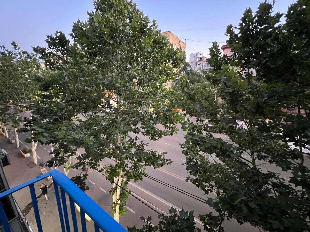 Pekini Street Apartment Tbilisi Ngoại thất bức ảnh