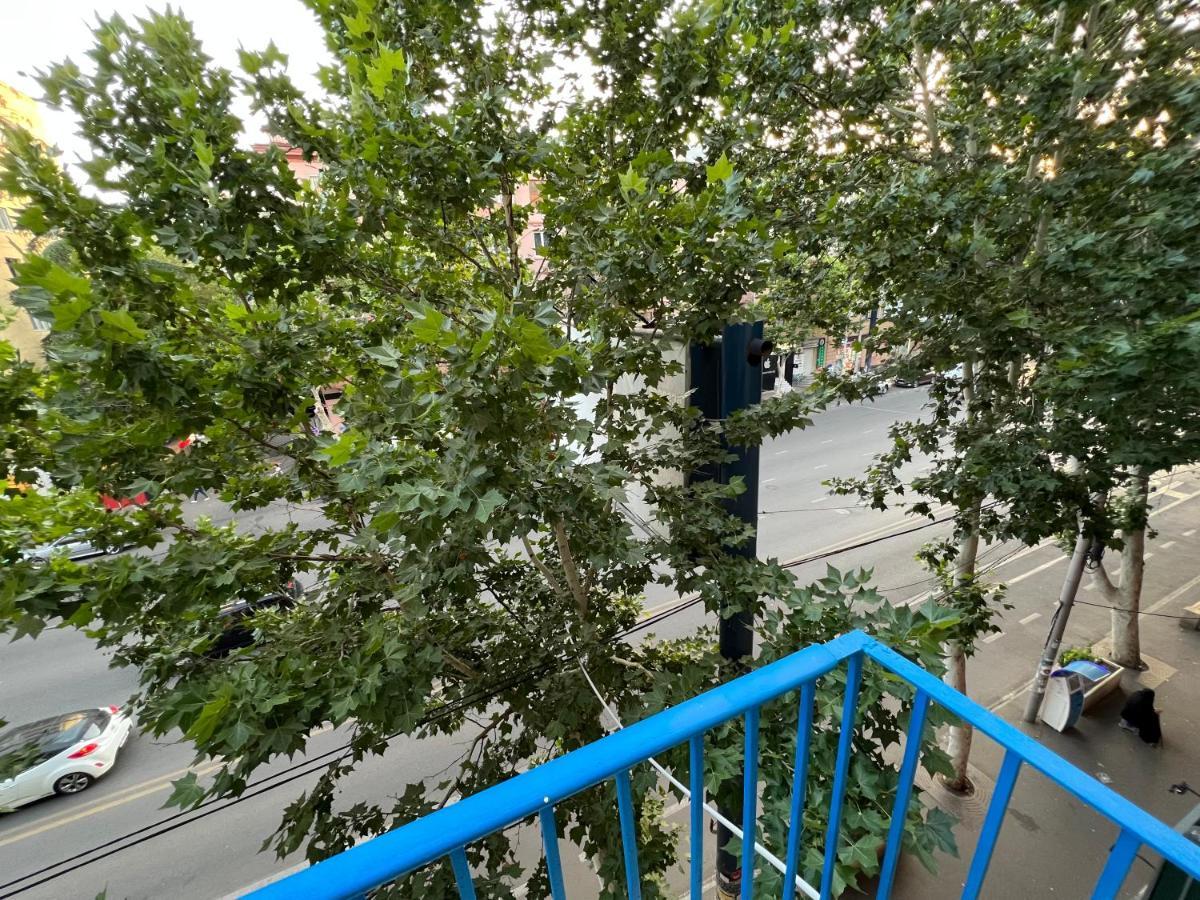 Pekini Street Apartment Tbilisi Ngoại thất bức ảnh